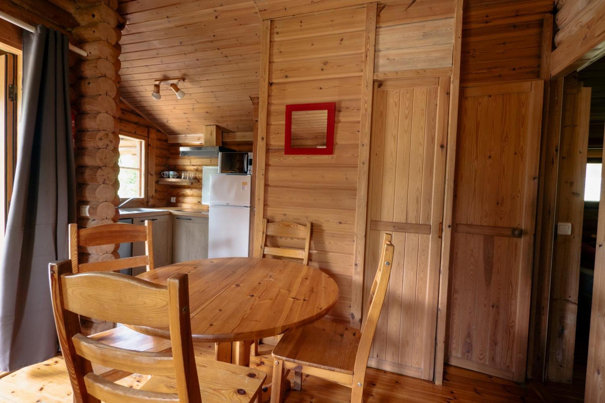 Camping Ecovillage Soleil Du Pibeste Agos-Vidalos المظهر الخارجي الصورة