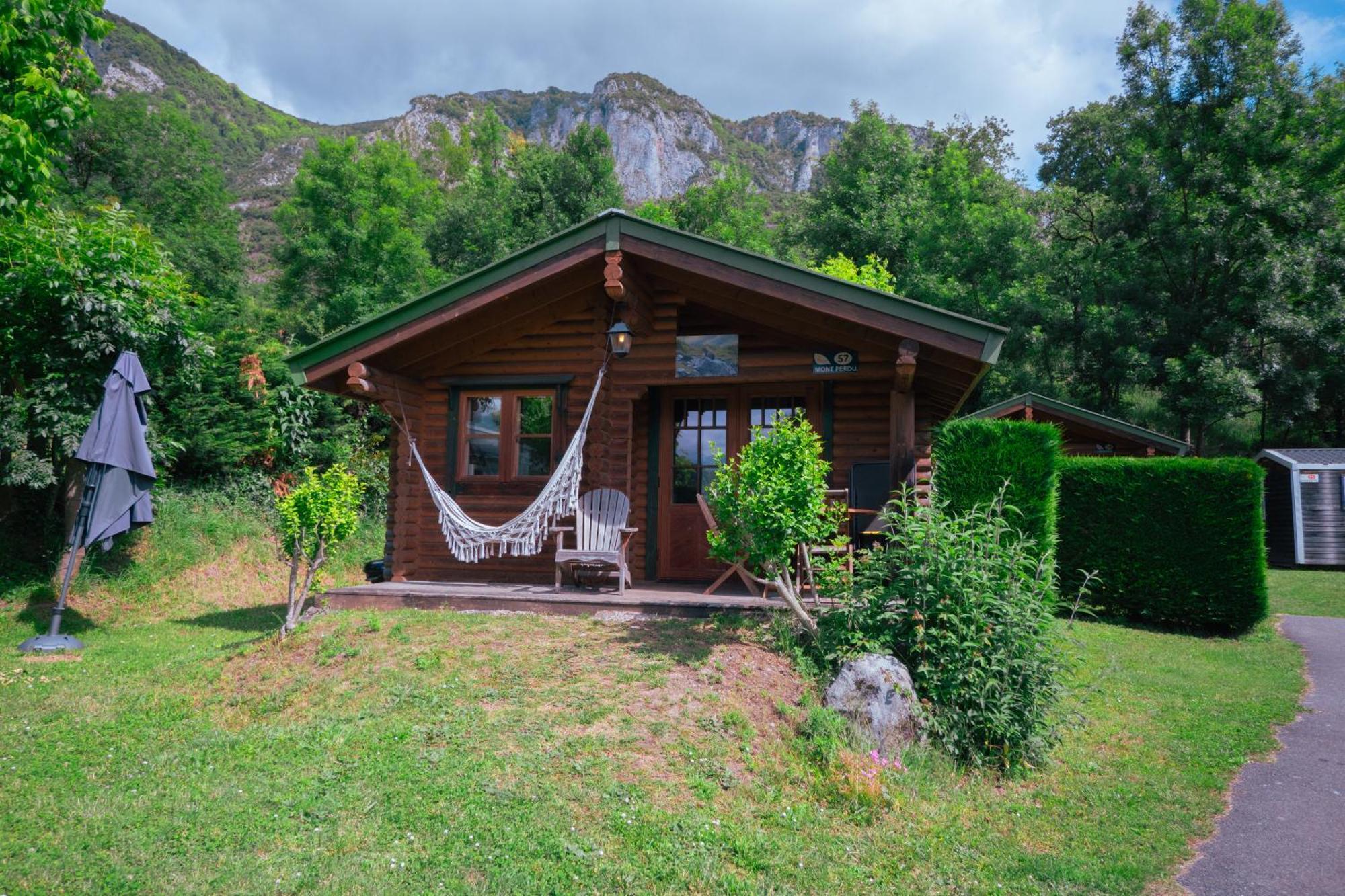 Camping Ecovillage Soleil Du Pibeste Agos-Vidalos المظهر الخارجي الصورة